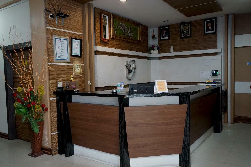 Grand Vella Hotel Pangkal Pinang Extérieur photo