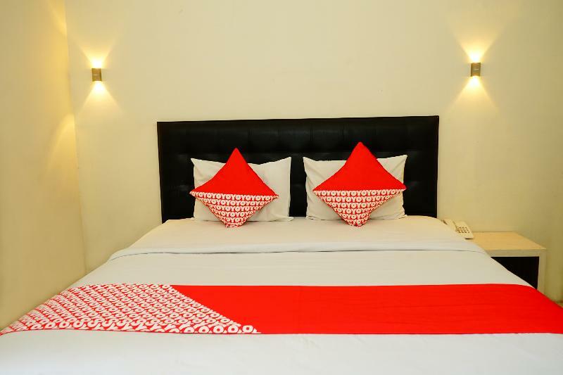 Grand Vella Hotel Pangkal Pinang Extérieur photo